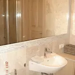 Apartament Wild Rose شقة *